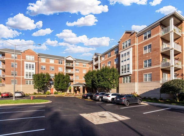 101 Pointe Drive, Northbrook, IL 60062