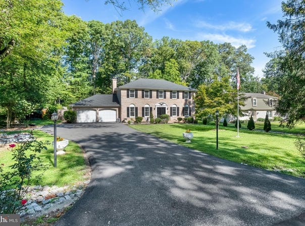 3237 RIVERVIEW DR, TRIANGLE, VA 22172