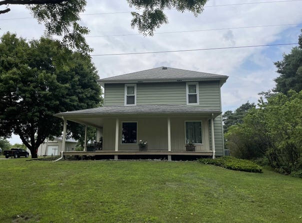 10150 S Leaton Road, Shepherd, MI 48883