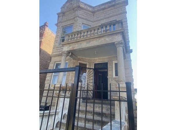 3903 W Monroe Street, Chicago, IL 60624