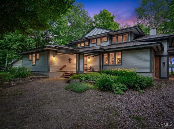 137 Brown Road, Michigamme, MI 49861