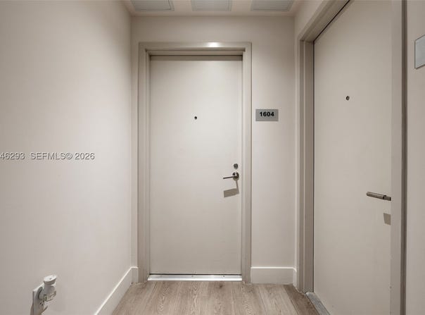 239 SW 9th St, Miami, FL 33130
