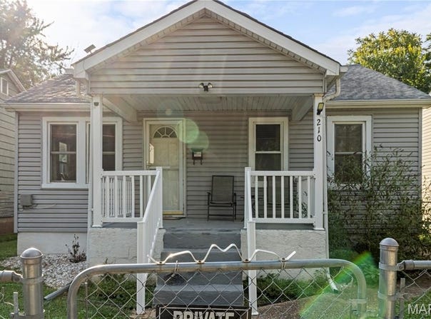 210 E 3rd Street, De Soto, MO 63020