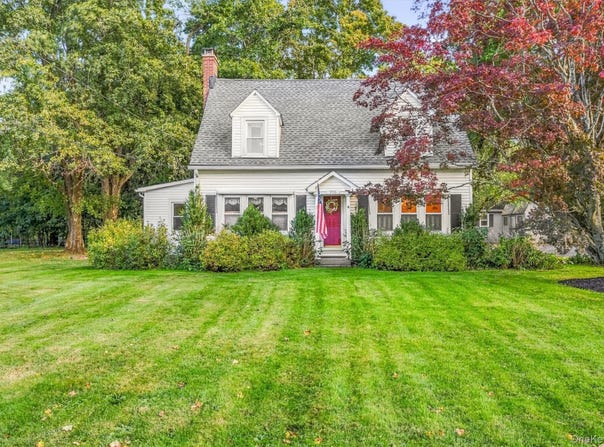 2138 State Route 32, Plattekill, NY 12548