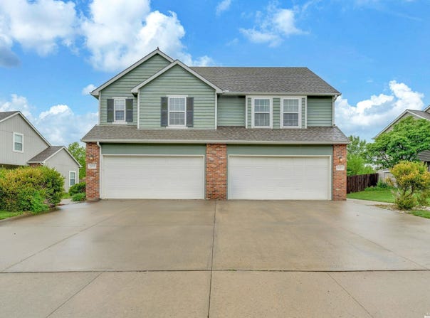 2429 Surrey Drive, Lawrence, KS 66046