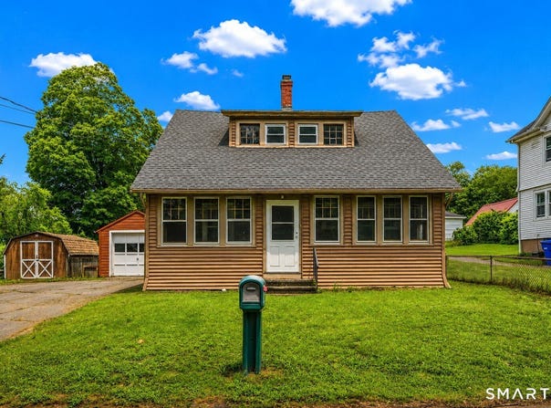 7 Maple Avenue, East Windsor, CT 06106