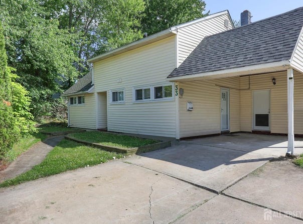33 Pine Tree Road, Old Bridge, NJ 08857