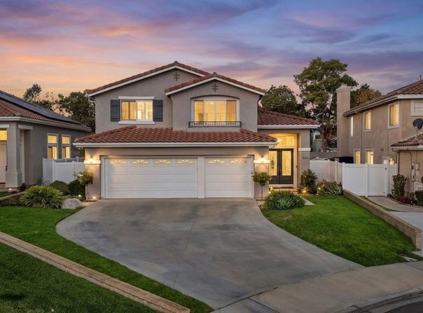 484 Via Olivera, Camarillo, CA 93012
