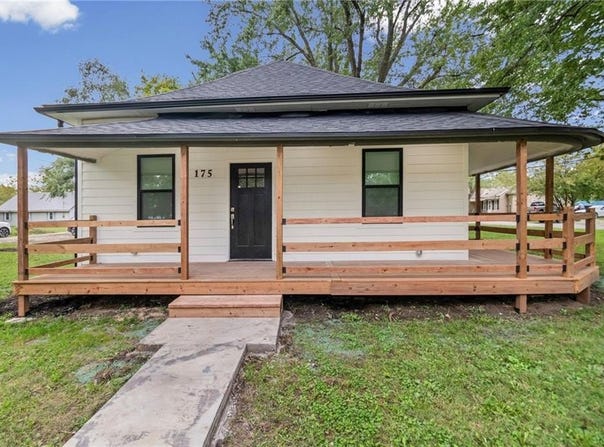 175 W 3rd Street, Holt, MO 64048