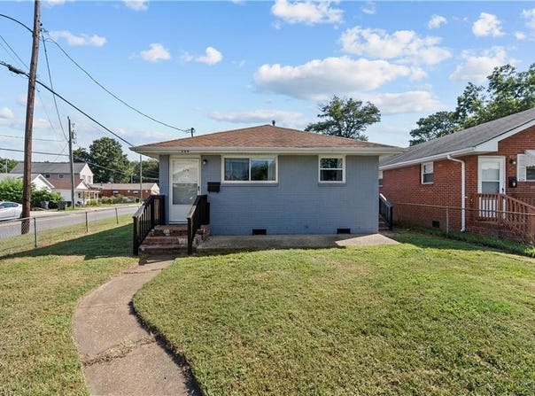 526 Powhatan Parkway, Hampton, VA 23661