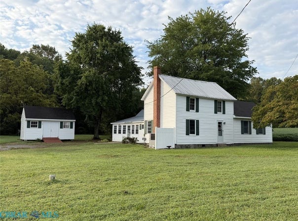 728 Greys Point Road, Topping, VA 23169