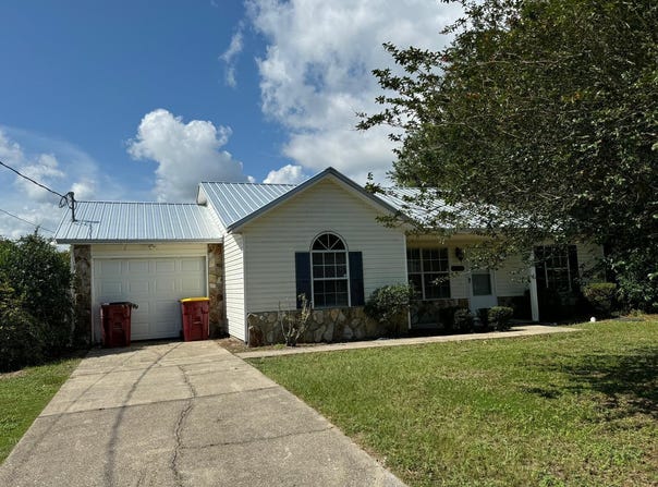 2870 Aplin Road, Crestview, FL 32539