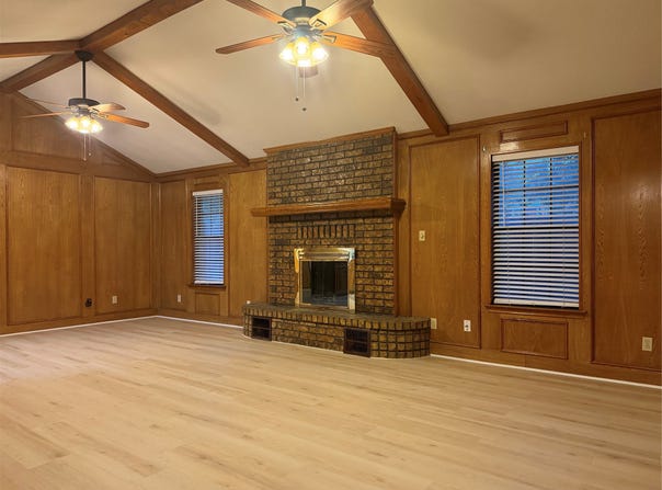 1058 E Jefferson Street, Van Alstyne, TX 75495