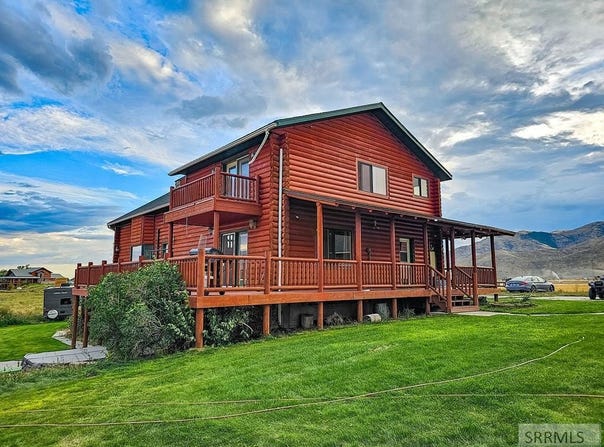 3258 N 3350 W, Moore, ID 83213