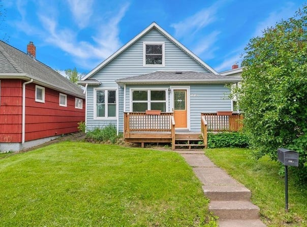 1313 98th Ave W, Duluth, MN 55808