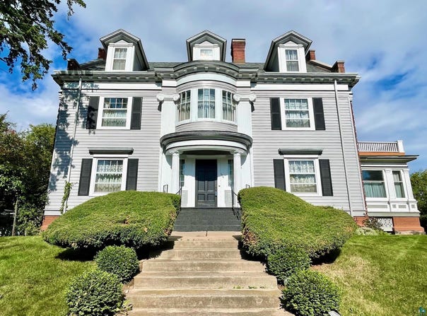 124 N 24th Ave E, Duluth, MN 55812