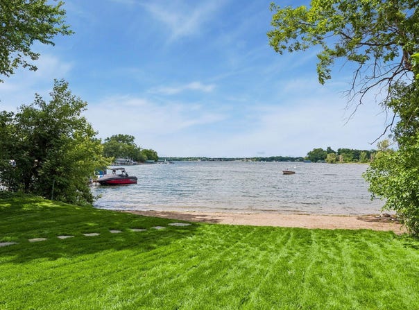 17310 County Road 101 W, Minnetonka, MN 55391