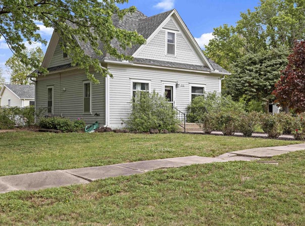 210 Eagle St, Little River, KS 67457