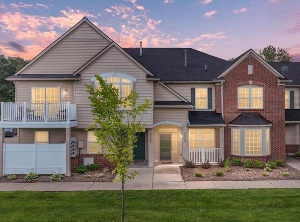 4248 Hampton Ridge Boulevard, Howell, MI 48843