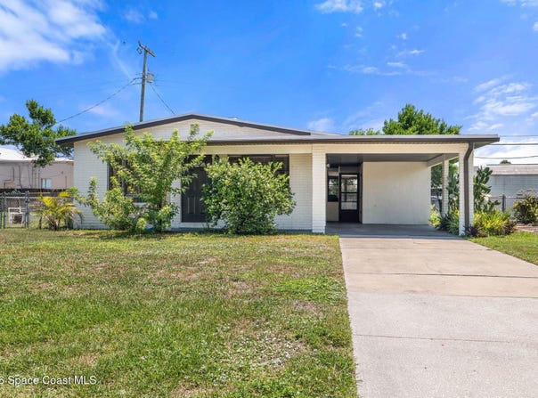 2189 Smathers Circle S, Melbourne, FL 32935