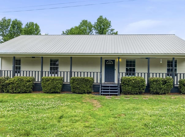 1211 Thornhill Road, Boaz, AL 35956