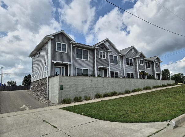 209 Peninsular Avenue, Grayling, MI 49738