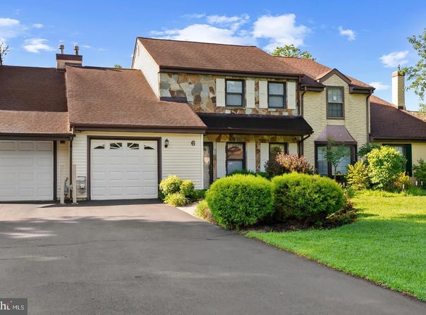 6 WHITEMARSH Court, DOVER, DE 19904