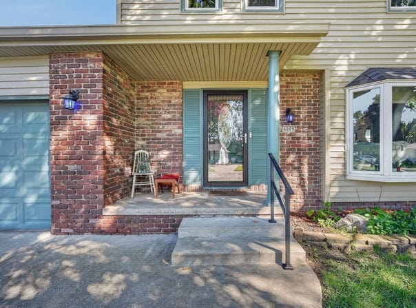 4009 E 23rd Street, Des Moines, IA 50317