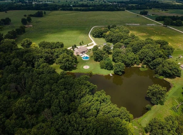 8409 NW County Road 6002, Amoret, MO 64722