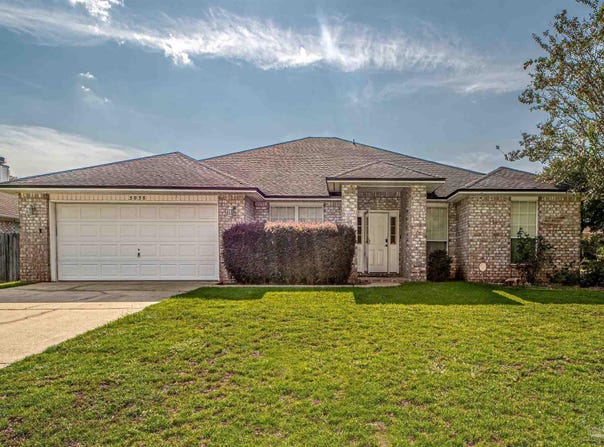 5038 Brookside Dr, Pace, FL 32571