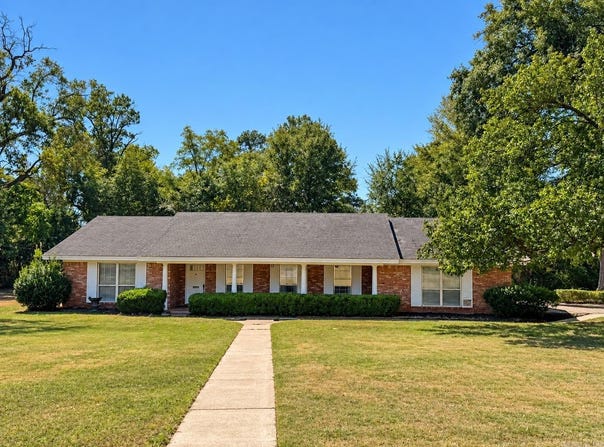 307 W 4th Street, Fordyce, AR 71742