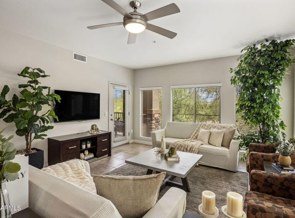 5450 E DEER VALLEY Drive, Phoenix, AZ 85054