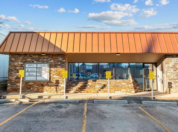 205 W Atlantic Street, Branson, MO 65616