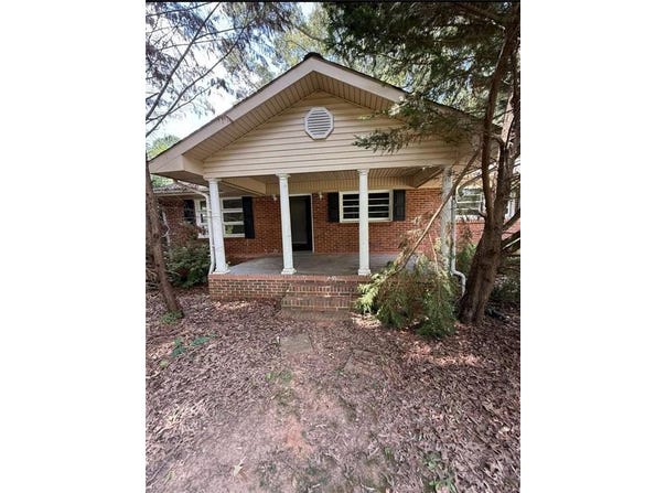7205 Lakeview Drive, Covington, GA 30014
