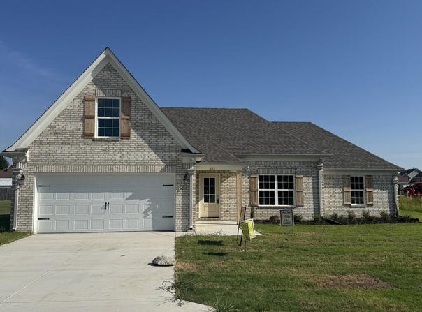 102 COWLING CV, Marion, AR 72364