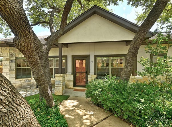 8701 Escarpment Blvd, Austin, TX 78749