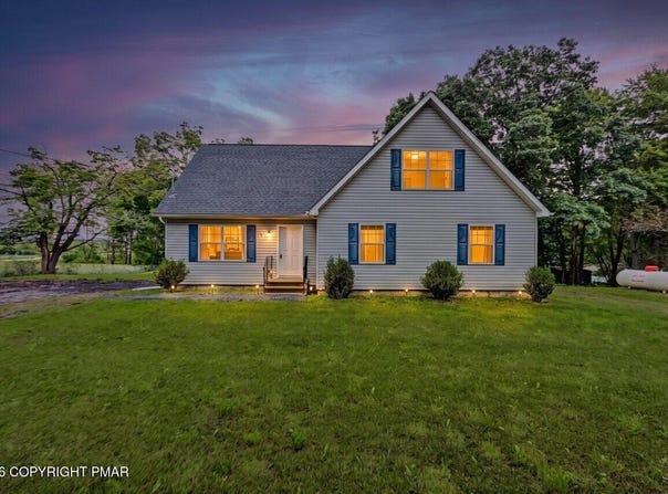207 Game Lane, Blakeslee, PA 18610