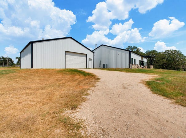 16905 Fm 112, Thrall, TX 76578