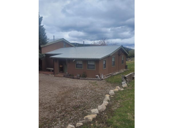 133 Trading Post Rd, Cloudcroft, NM 88317-9999
