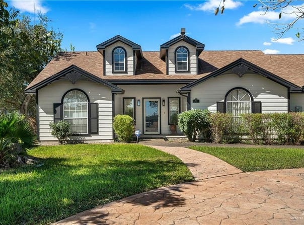 1911 Lion Lake Drive, Progreso Lakes, TX 78596