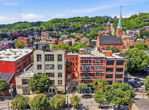 214 E Fourteenth Street, Cincinnati, OH 45202