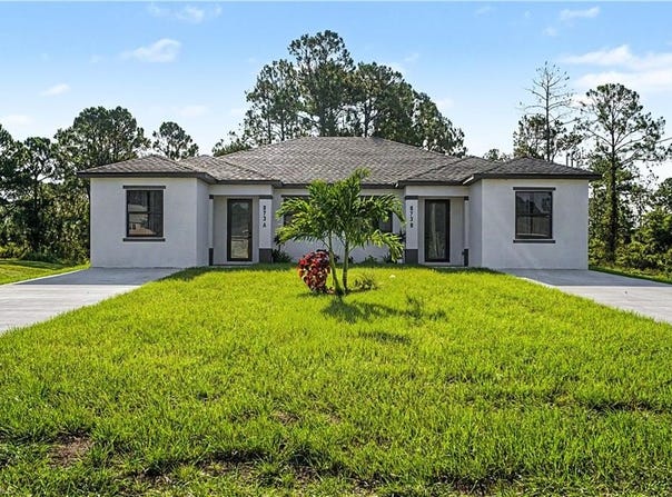 873 Eisenhower Blvd, LEHIGH ACRES, FL 33974