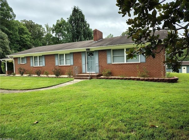 153 Hooker Trail, Mount Airy, NC 27030