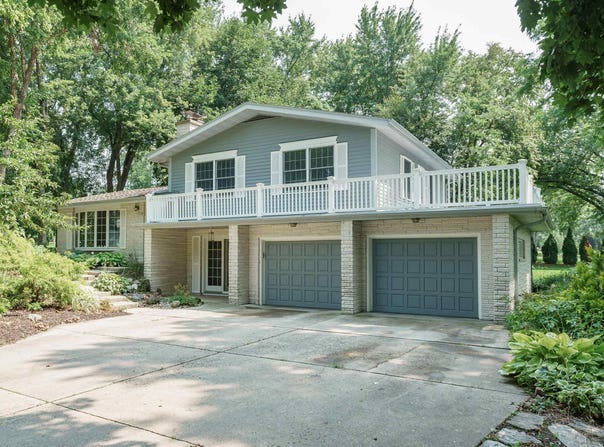 4527 E Oak Lane, Windsor, WI 53598