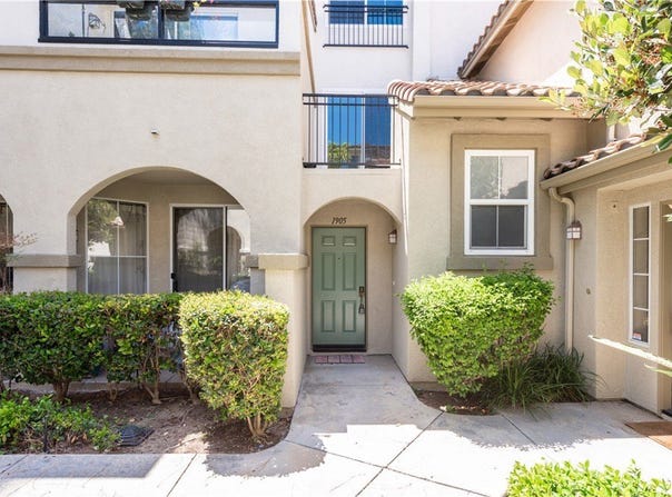 1905 Crescent Oak, Irvine, CA 92618