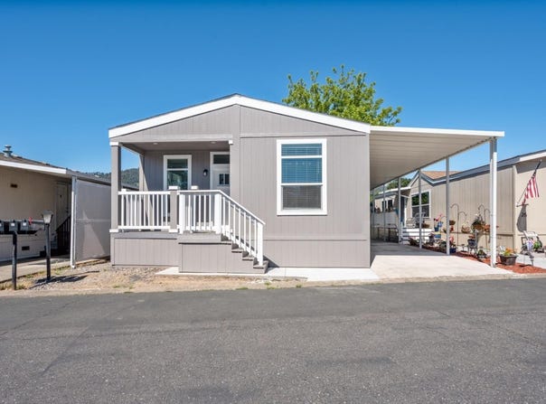 660 Leslie Street, Ukiah, CA 95482