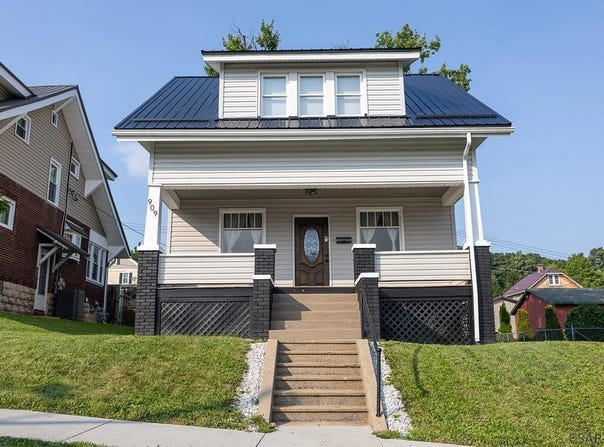 909 Park Ave, Windber, PA 15963