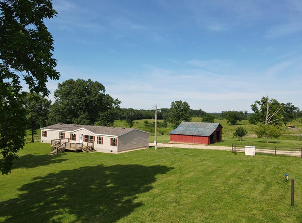 1032 County Road A-409, Ava, MO 65608