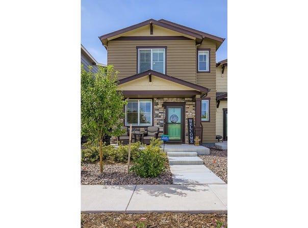 2397 Harlequin Pl, Johnstown, CO 80534