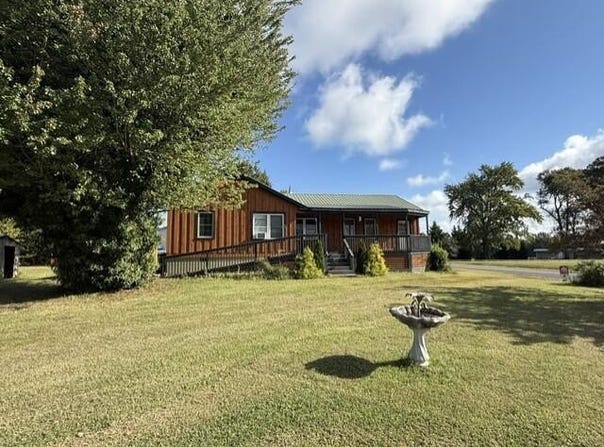 12067 County Line Road, Keysville, VA 23947